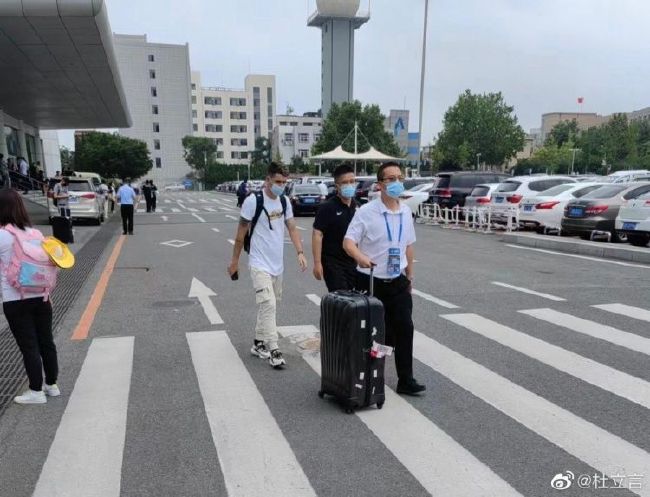 我，我第四个。